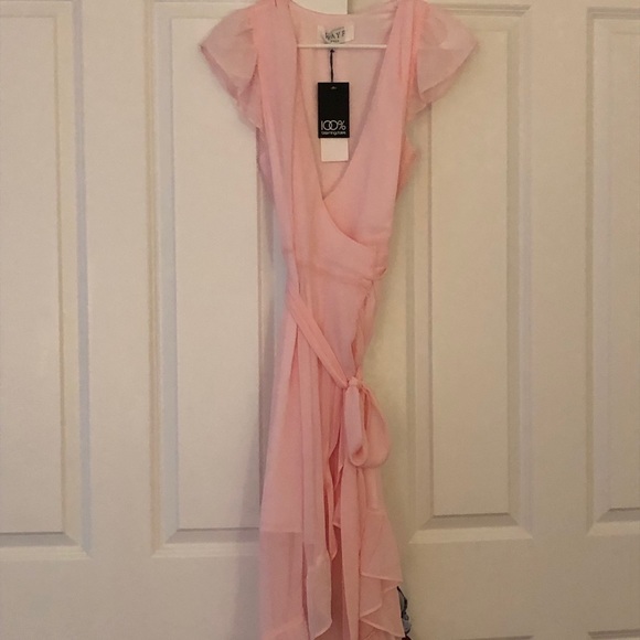 Baby Pink chiffon wrap dress - Picture 2 of 6